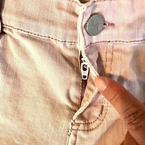 New York & Co Denim and Lace Shorts Mid Rise Women's Size 6  Pink/Mauve Cut off - Picture 5 of 12